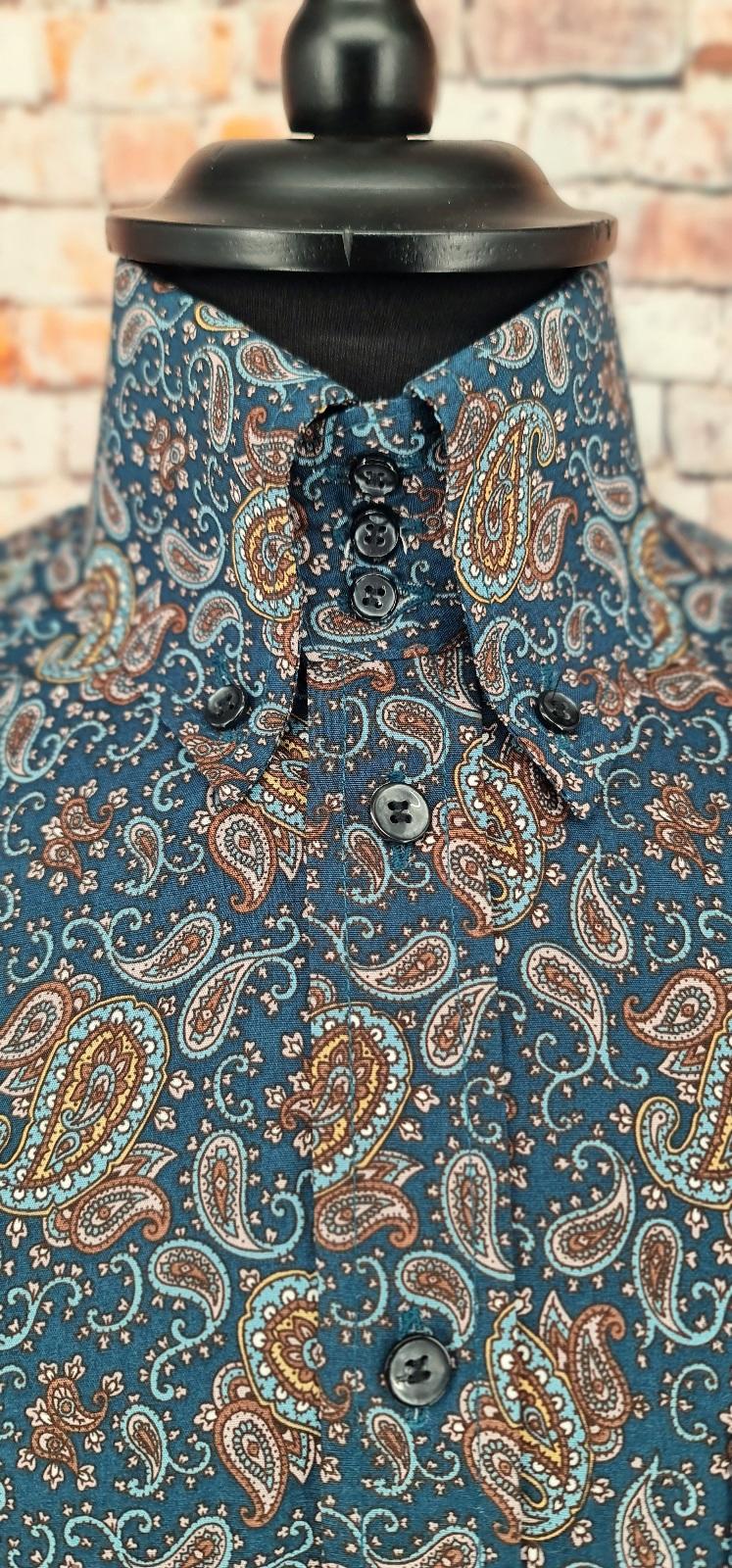 The "Hooper" Paisley High Button Shirt