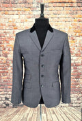 Arnold - Smart Grey Suit With Black Velvet Collar