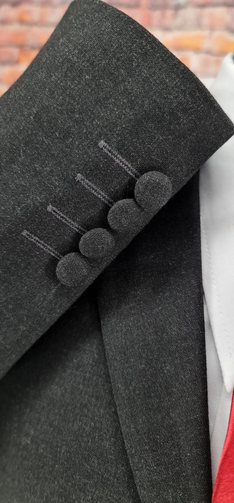 Edgeware - Charcoal Mod Suit