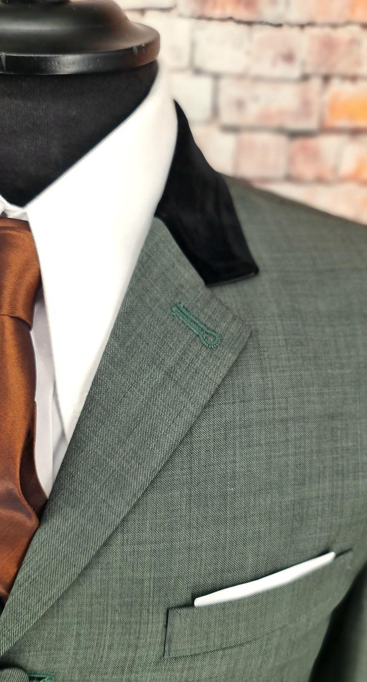 Frank - Sage Black Fine Wool Suit With Velvet Collar