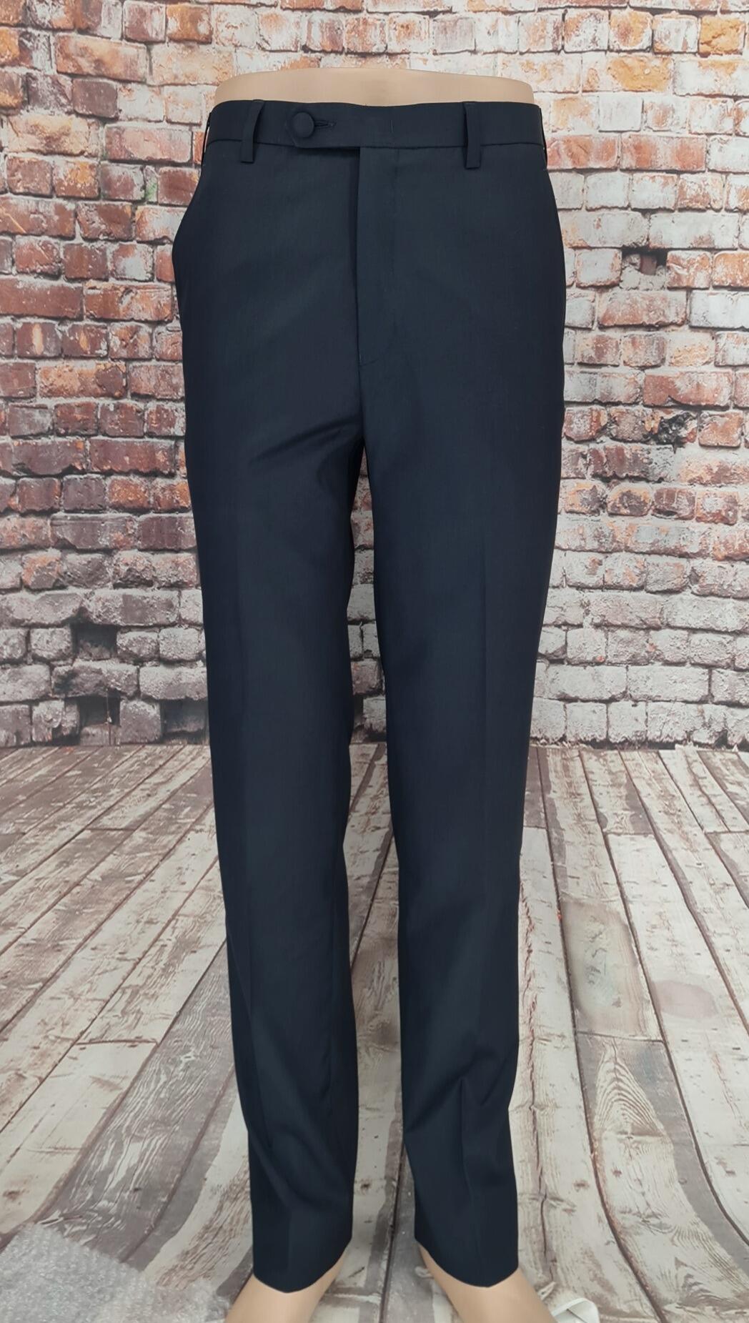 Preston - Navy Suit With Embellished Collar