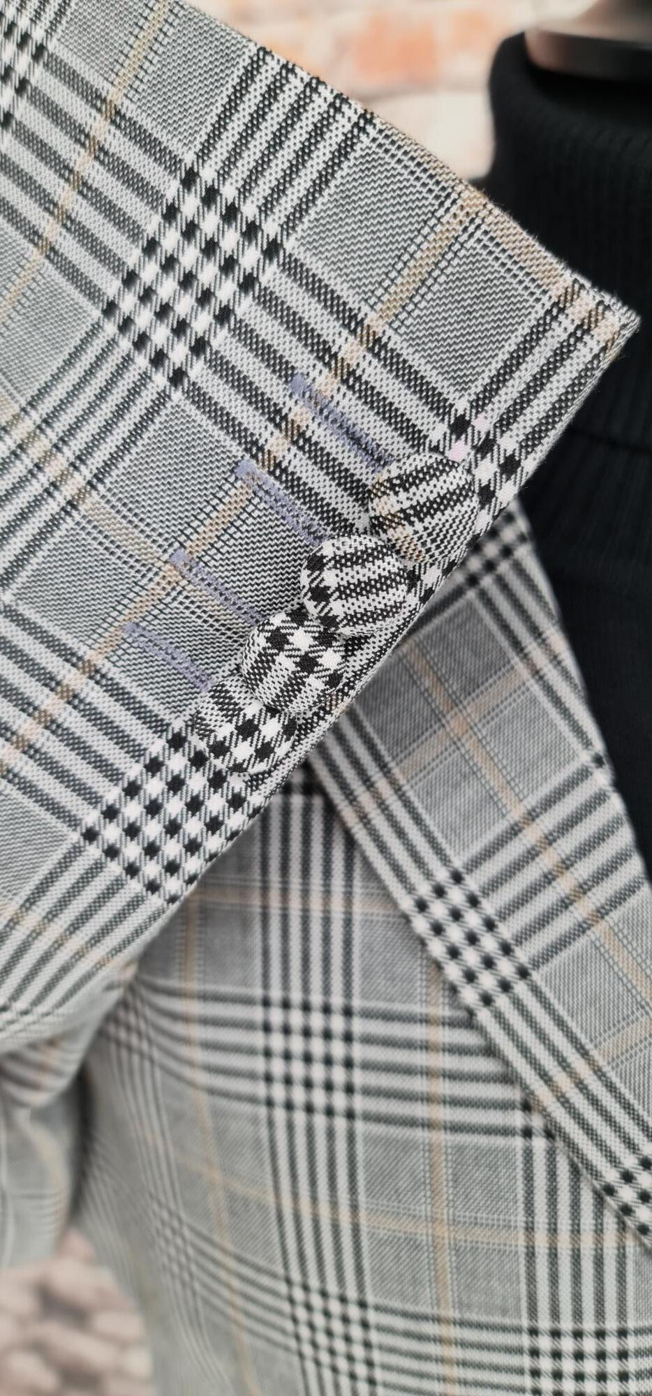 Tucker - Prince Of Wales Checked Suit