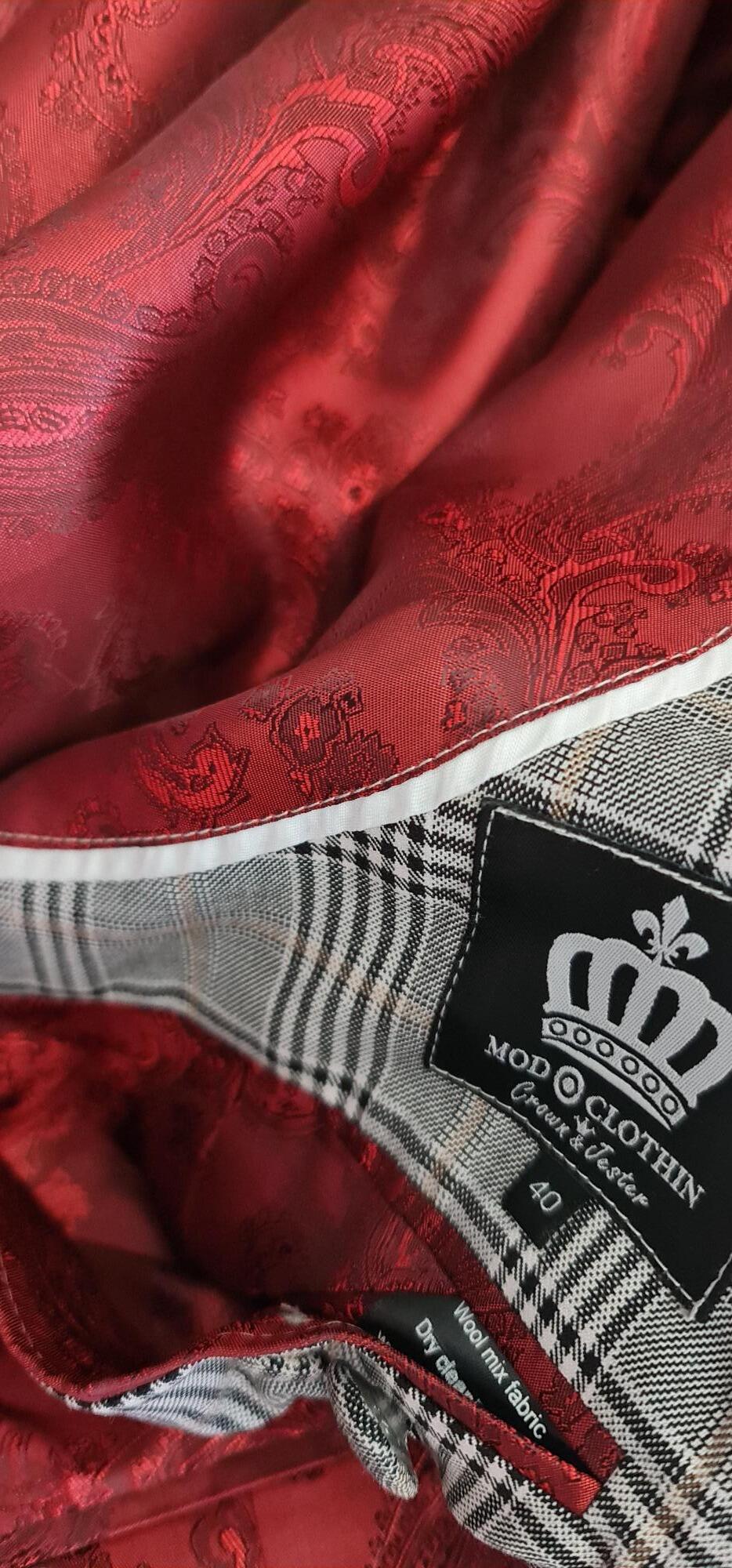 Tucker - Prince Of Wales Checked Suit
