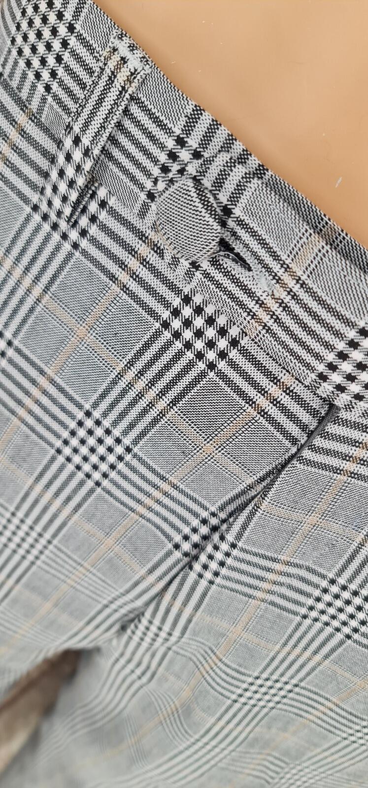 Tucker - Prince Of Wales Checked Suit