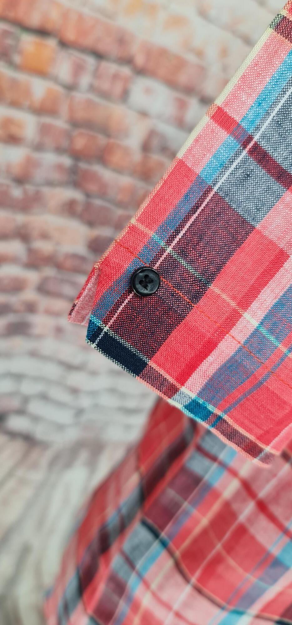 "Hendricks"  Checked Linen Short Sleeve Shirt
