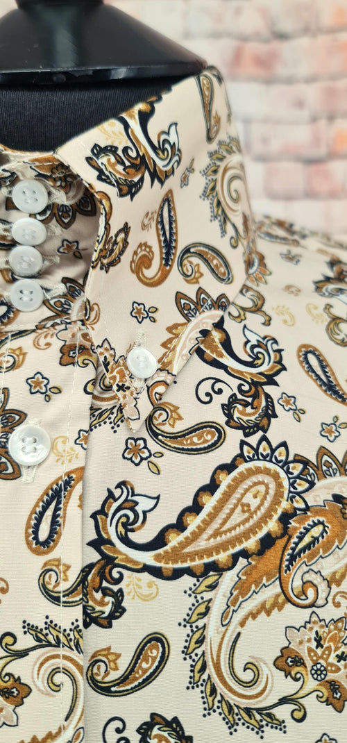 "Jude" 4 Button Collar Yeĺlow Paisley Shirt