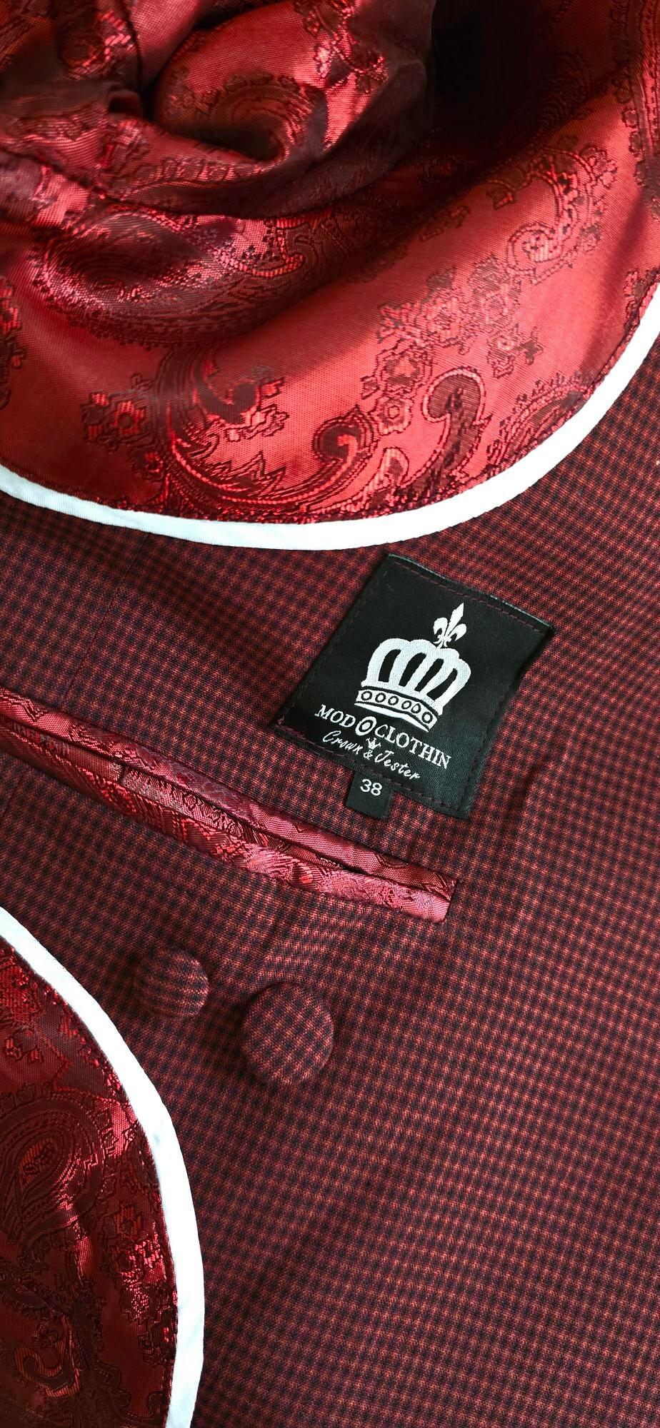 Colin - Dark Red Dogtooth Check 3 Button Suit