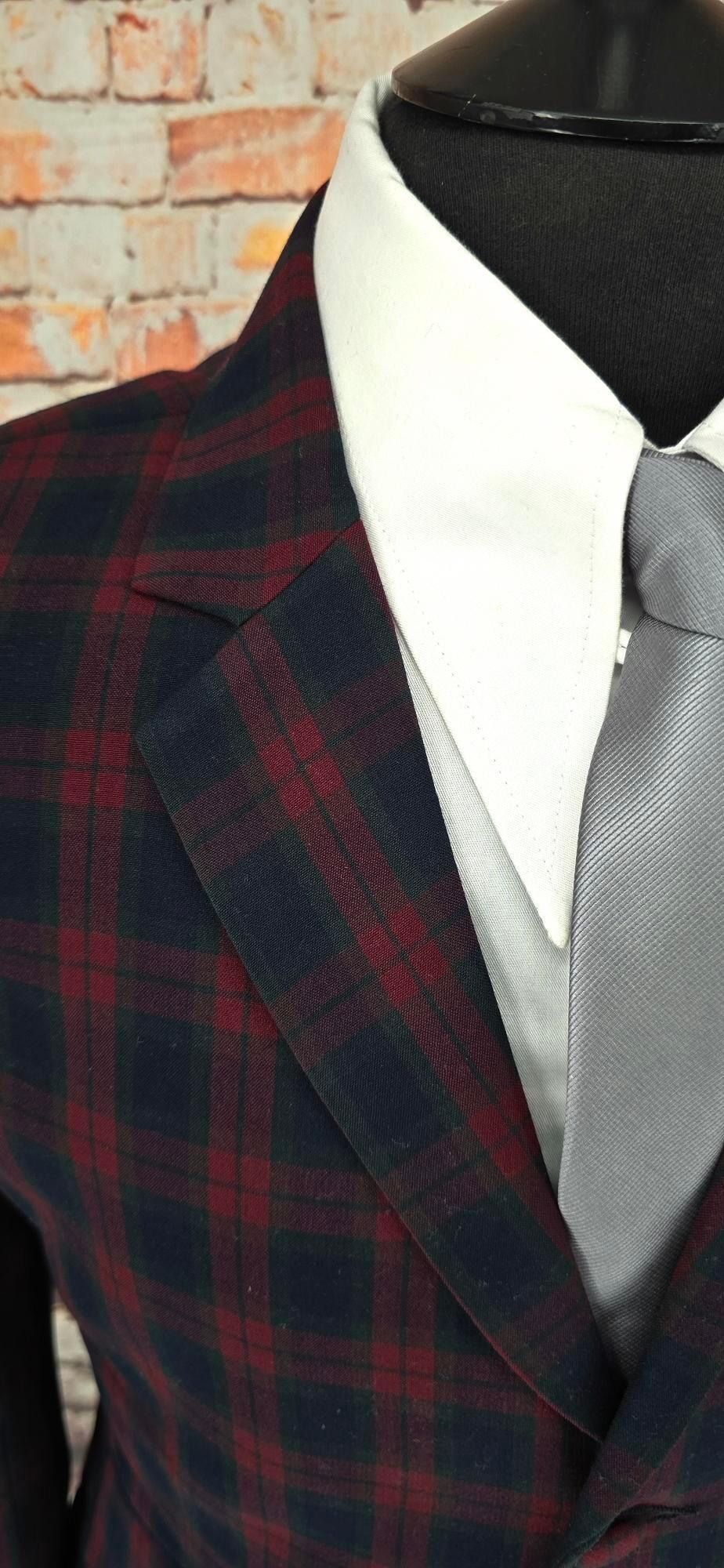 Matteo - Dark Red & Navy Check 3 Button Suit