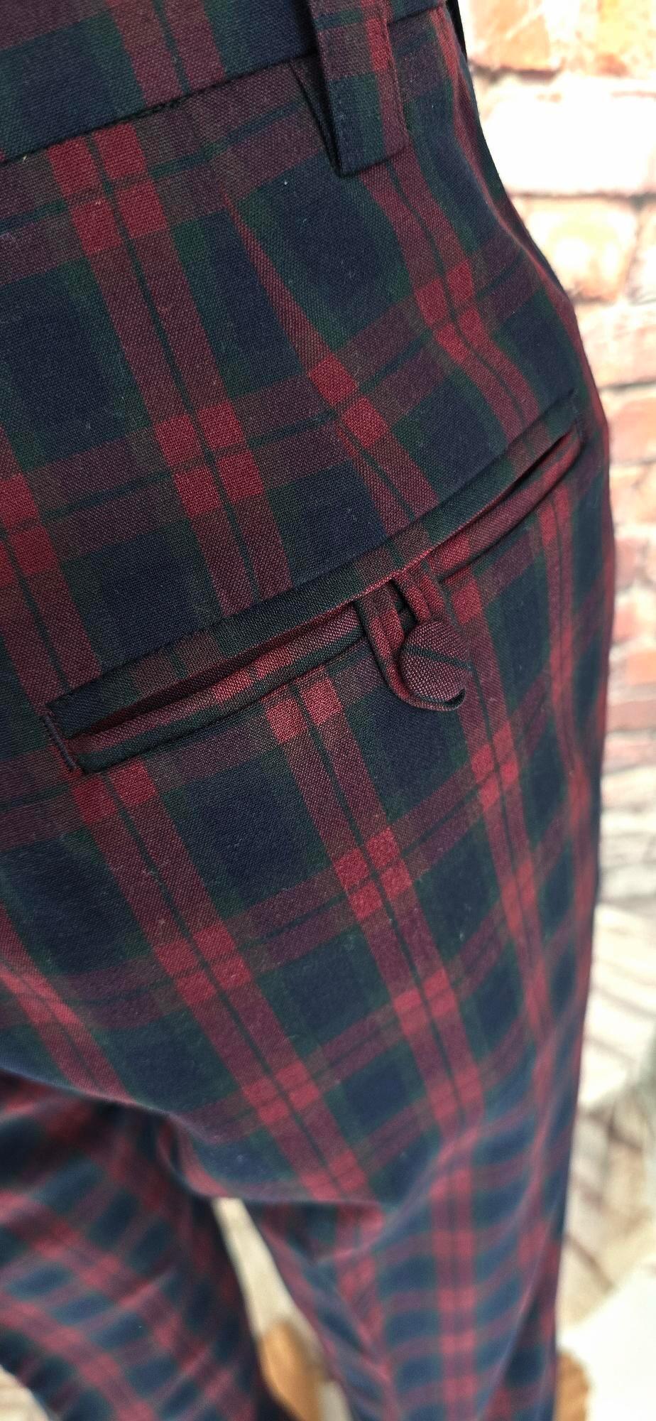 Matteo - Dark Red & Navy Check 3 Button Suit