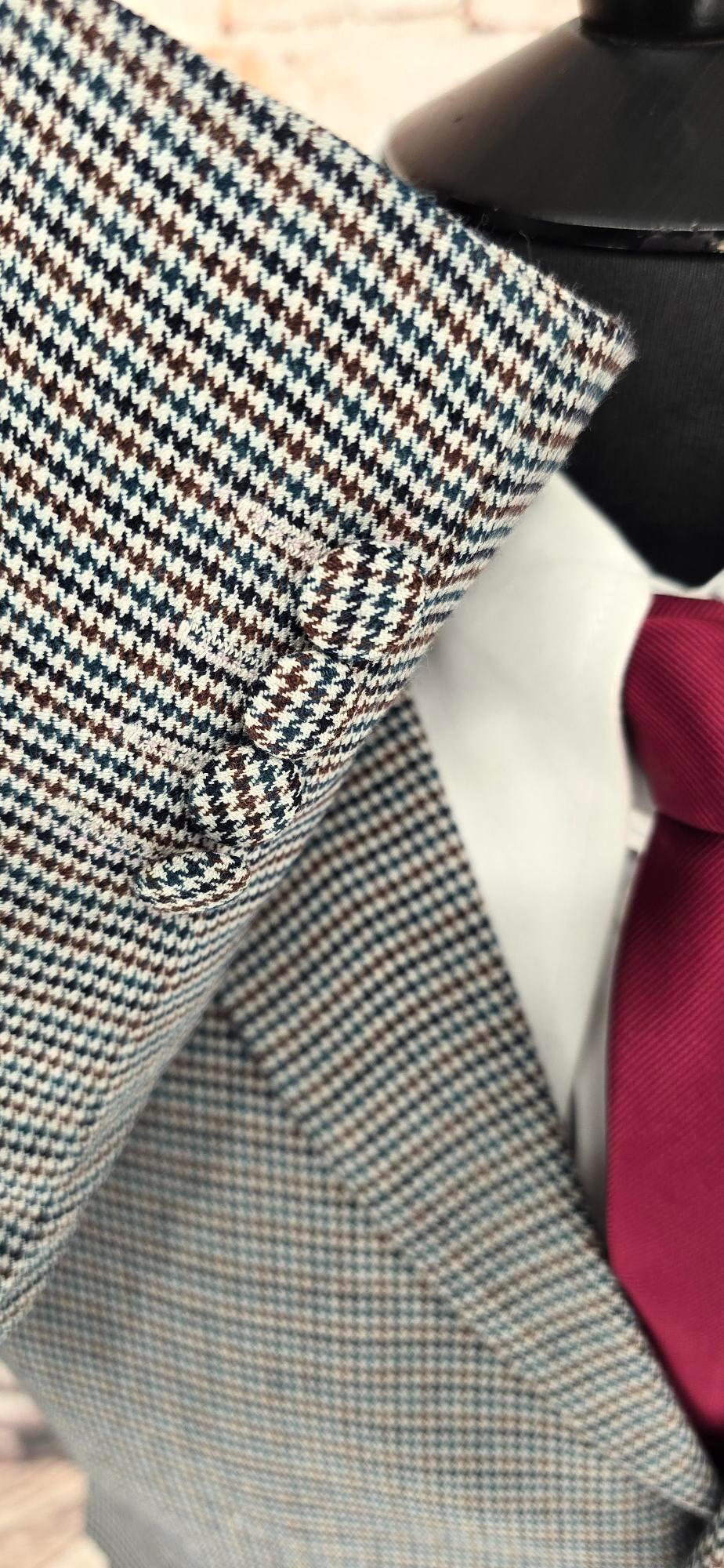 Juan - Multiple Dogtooth Check 3 Button Suit