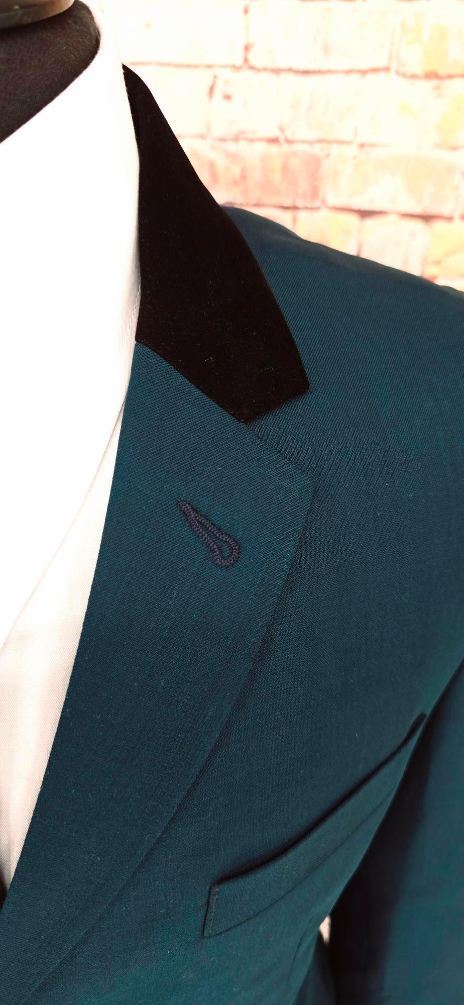 Mervin - Dark Teal Suit With Velvet Collar