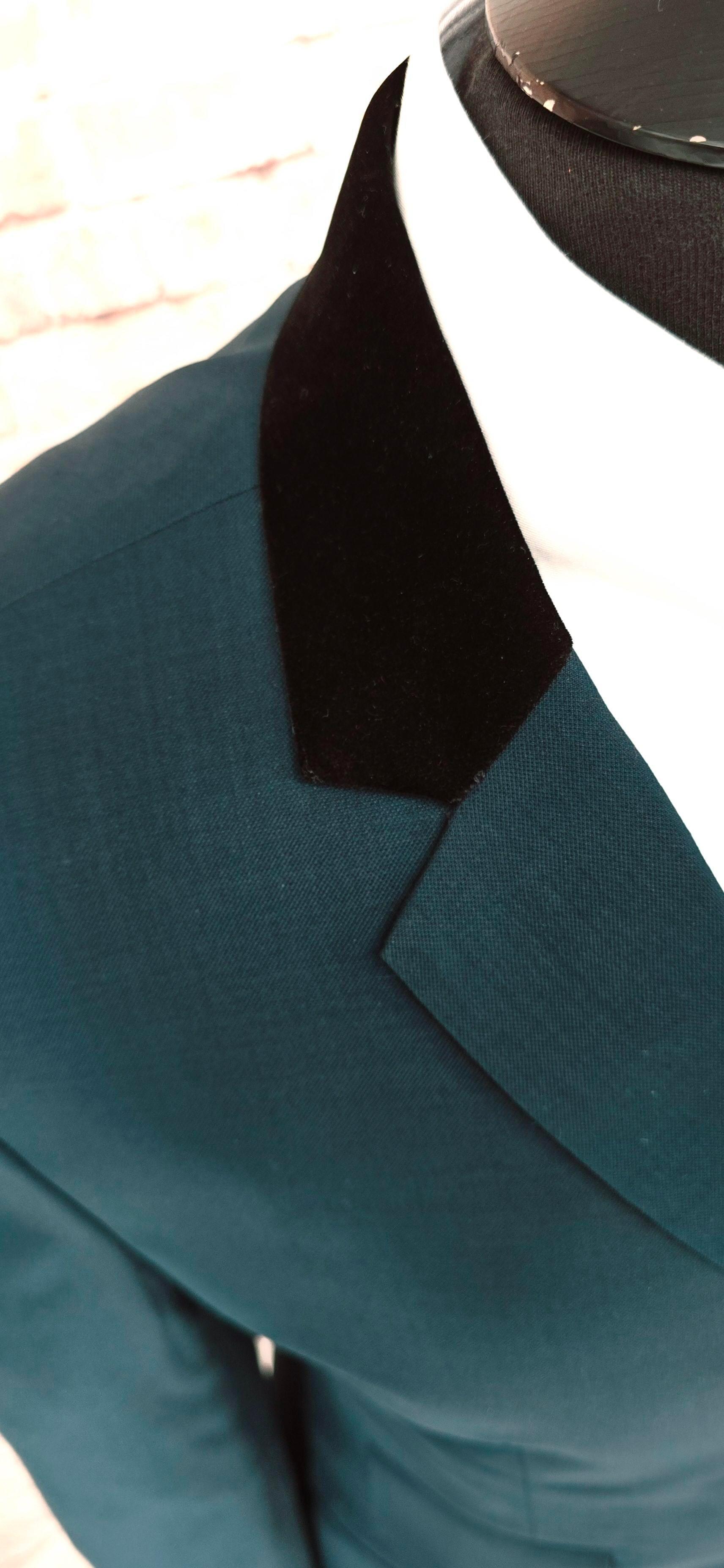 Mervin - Dark Teal Suit With Velvet Collar