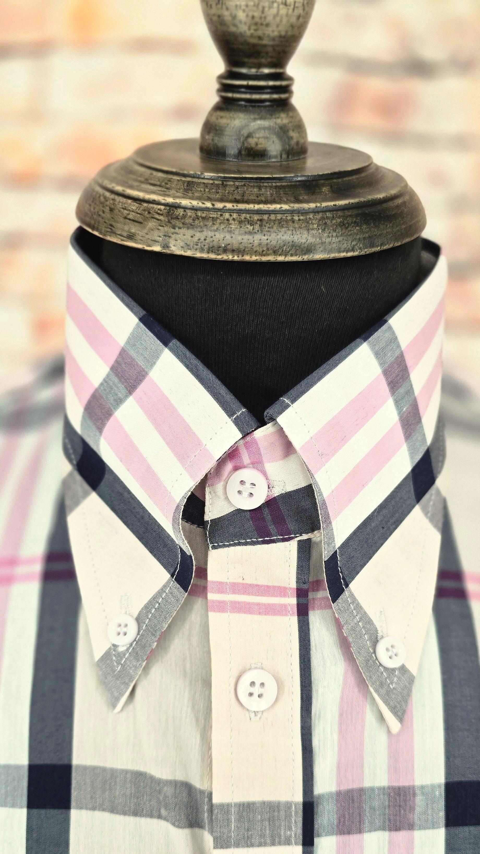Pat - Checked Short Sleeved Shirt