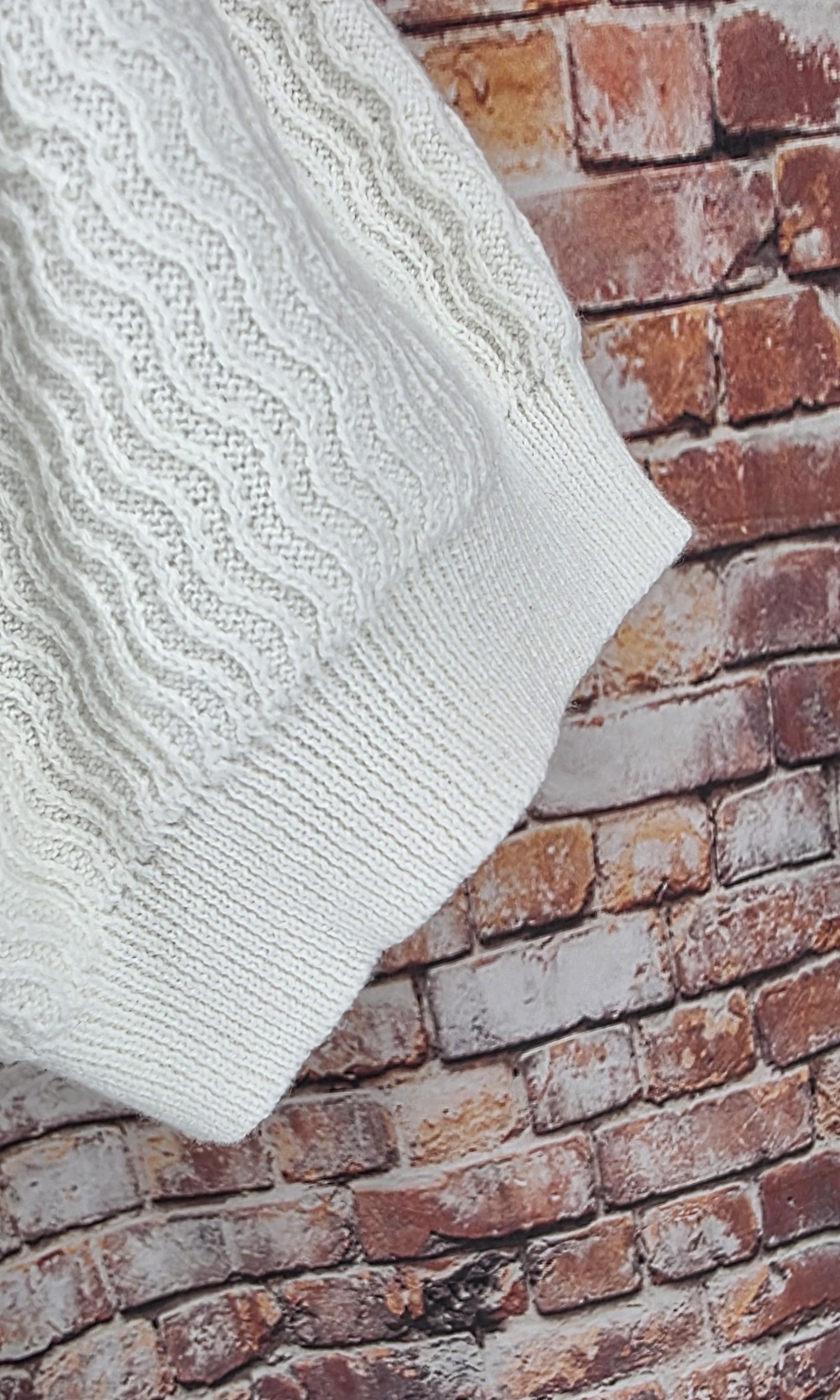 Brighton Brawl Warm White Silver & Lilac Knitted Top