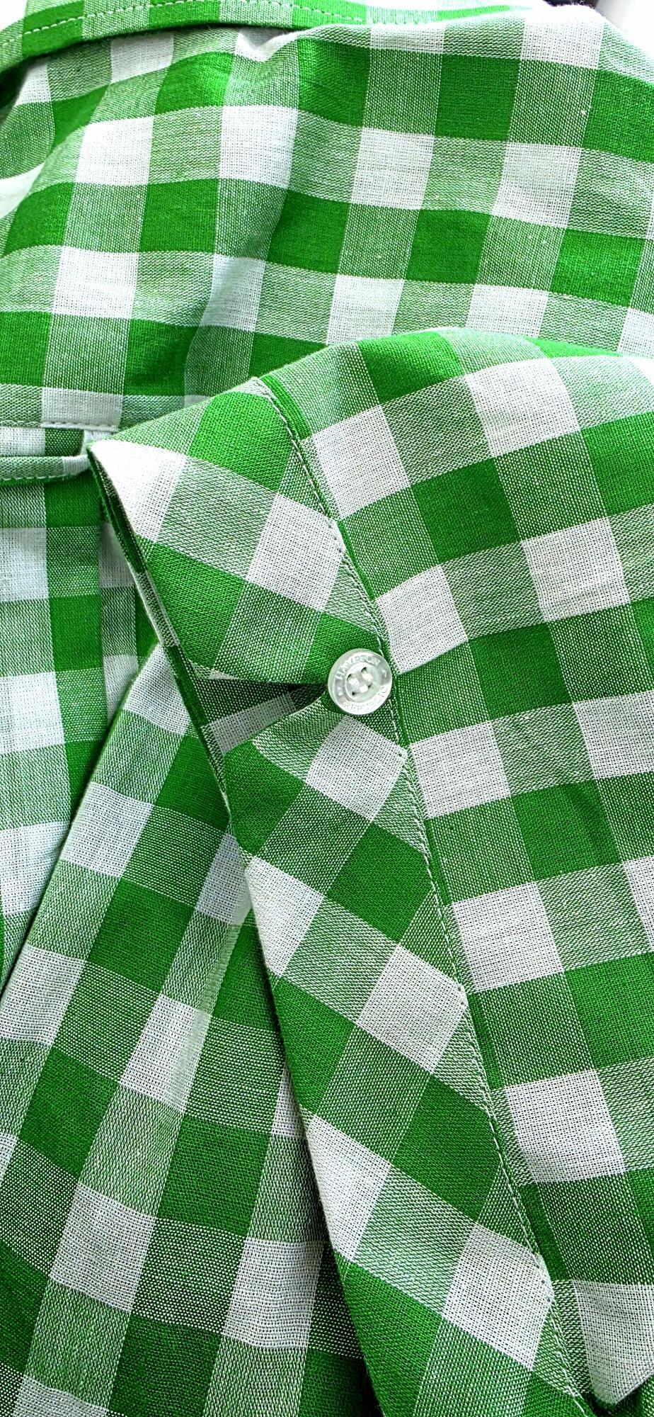 Deacon - Green Gingham Beagle Collared Shirt