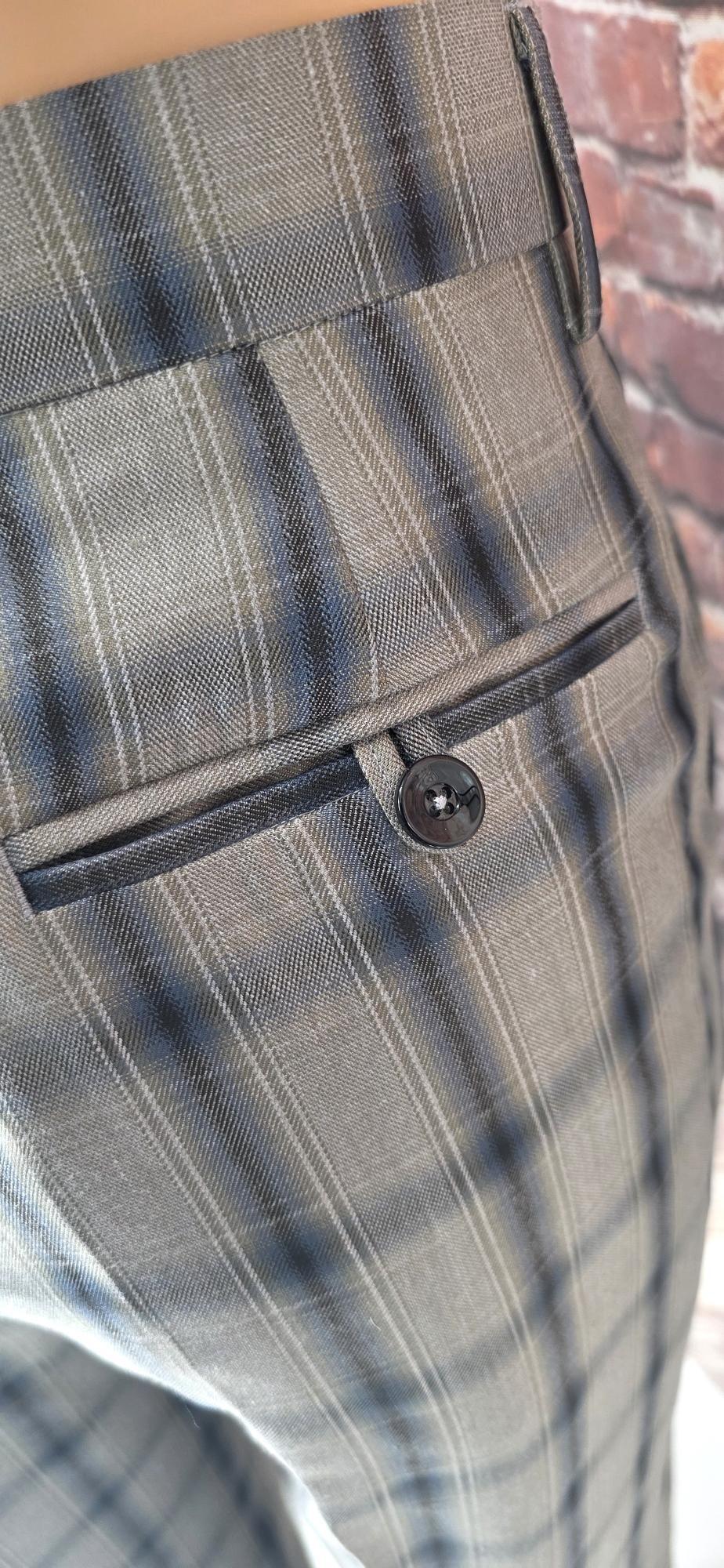 Portman - Warm Grey Checked Suit With Black Velvet Collar