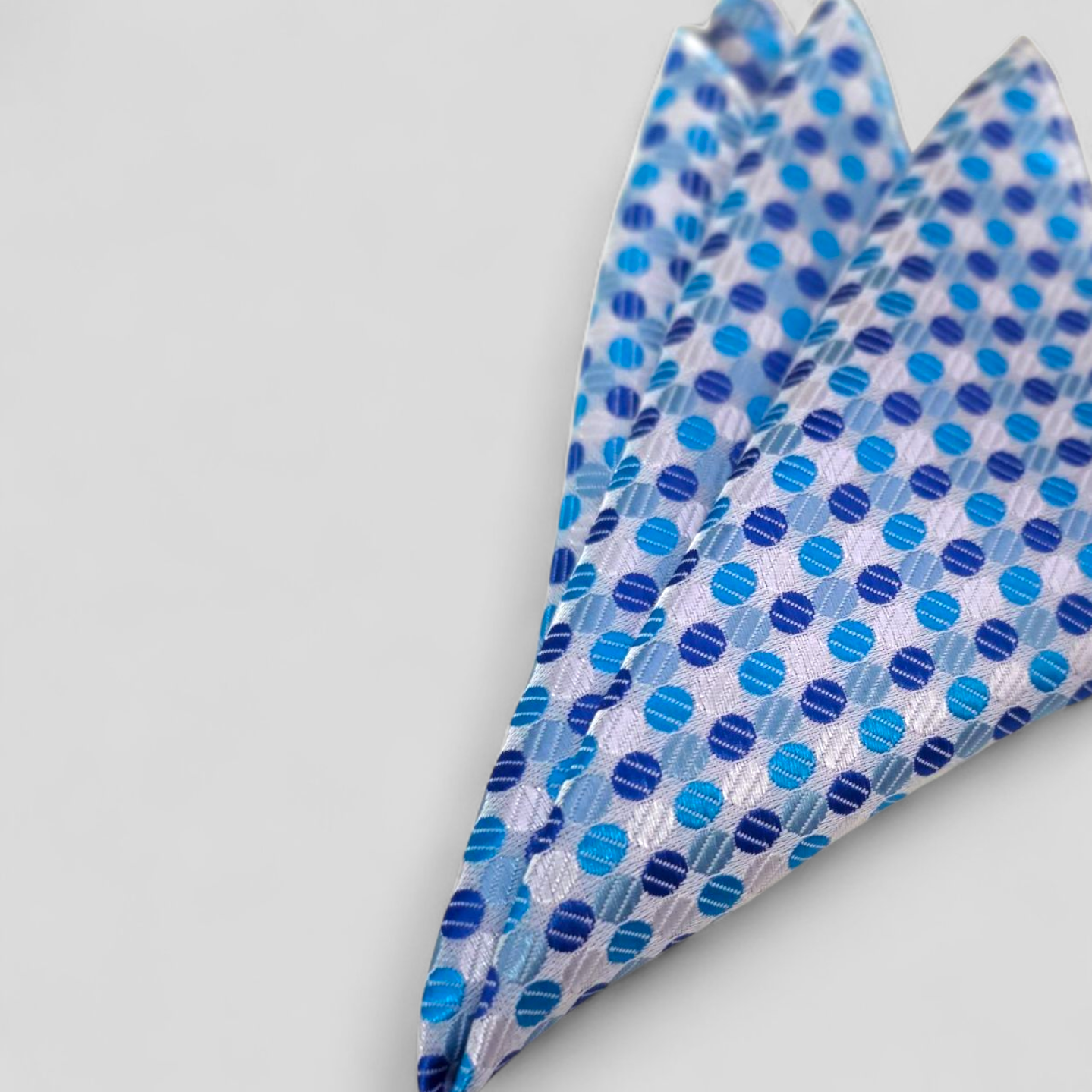 The Trio – Tie, Pocket Handkerchief & Cufflinks Set