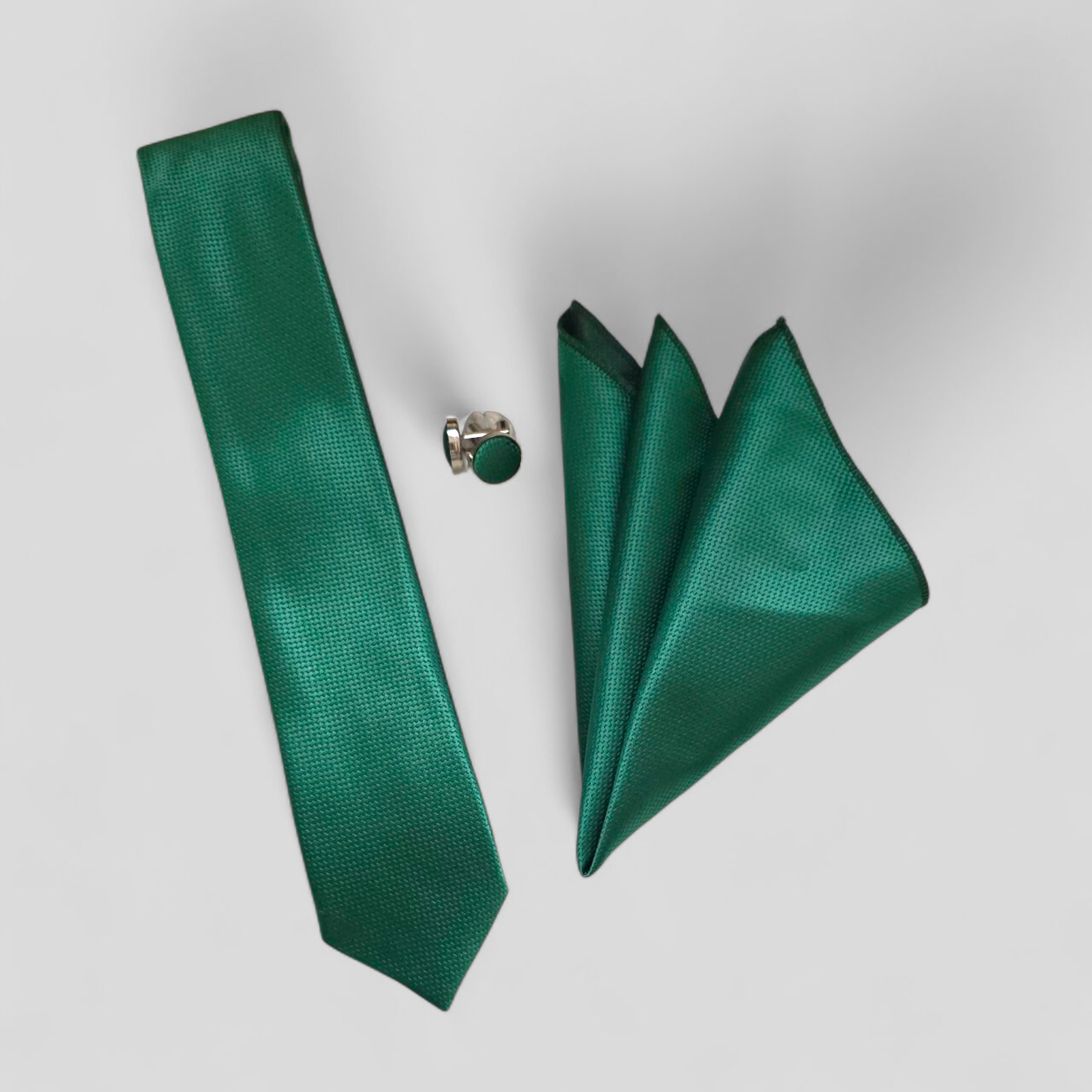 The Trio – Tie, Pocket Handkerchief & Cufflinks Set