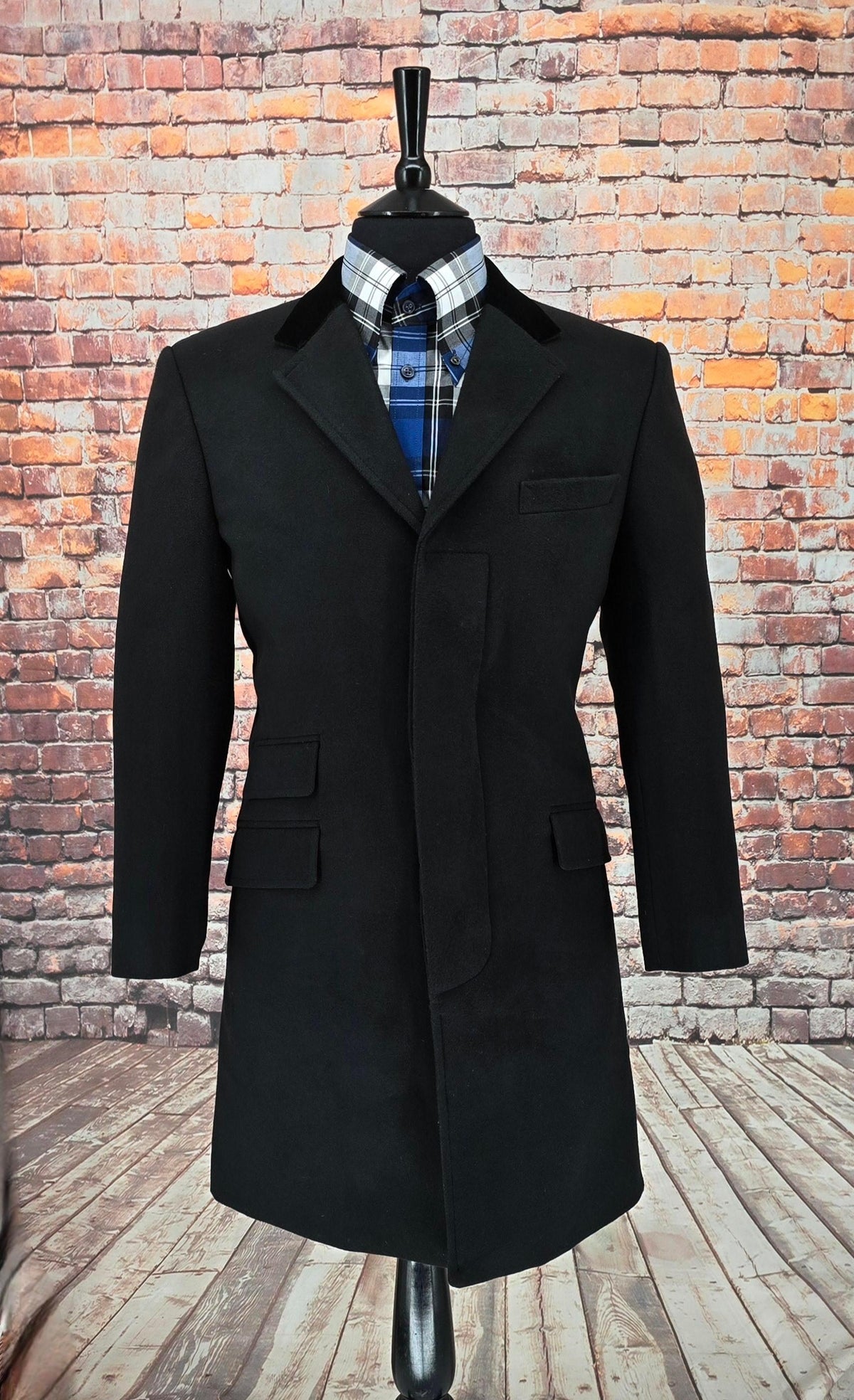 John men's Mod black 3/4 length overcoat with red lining
