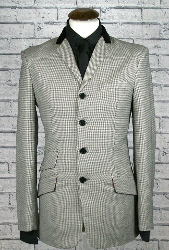 "Dave Clarke 5" Dogtooth 4 Button Suit With Velvet Collar