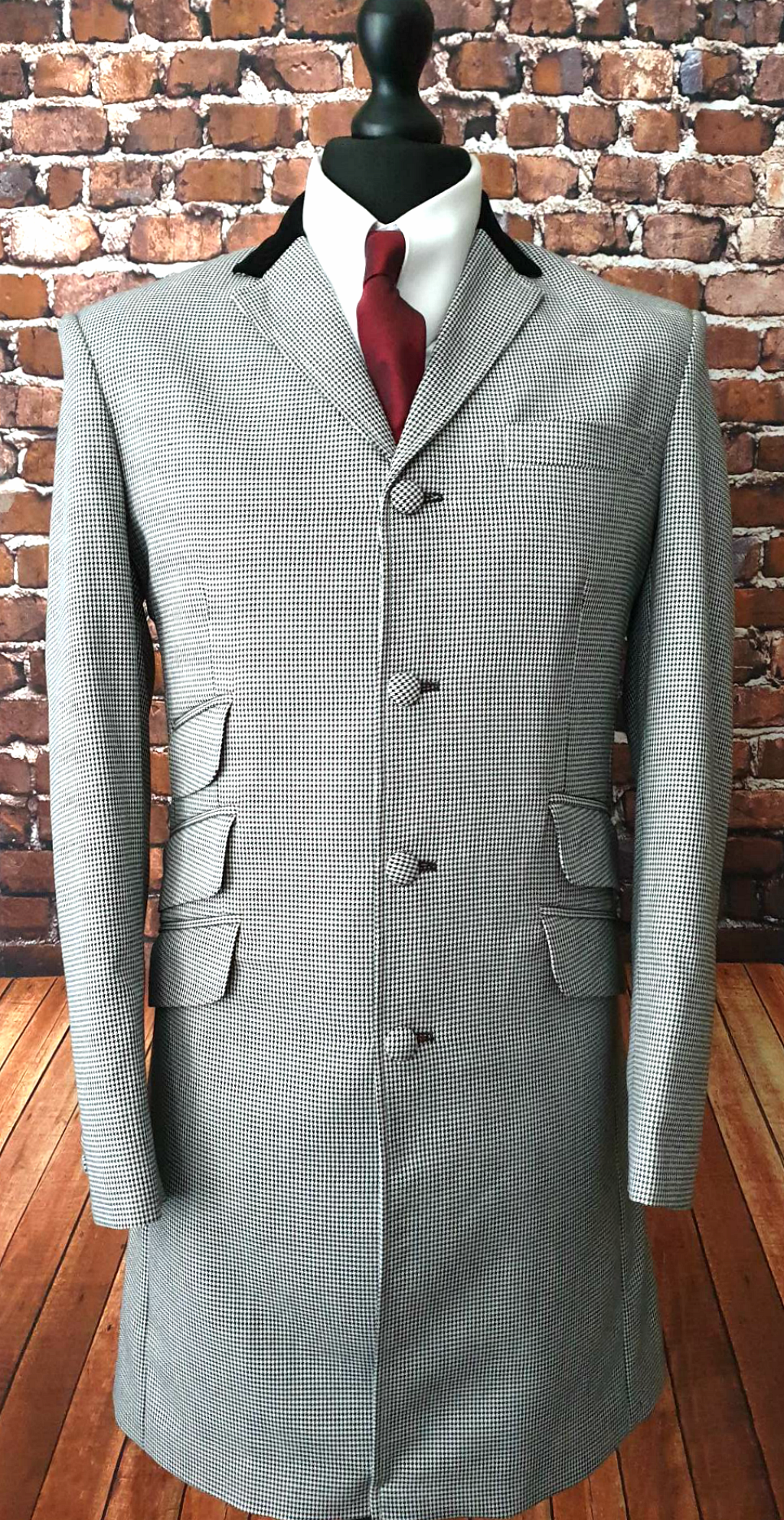 "Jepson" Velvet Collared Dogtooth 3/4 Length Coat