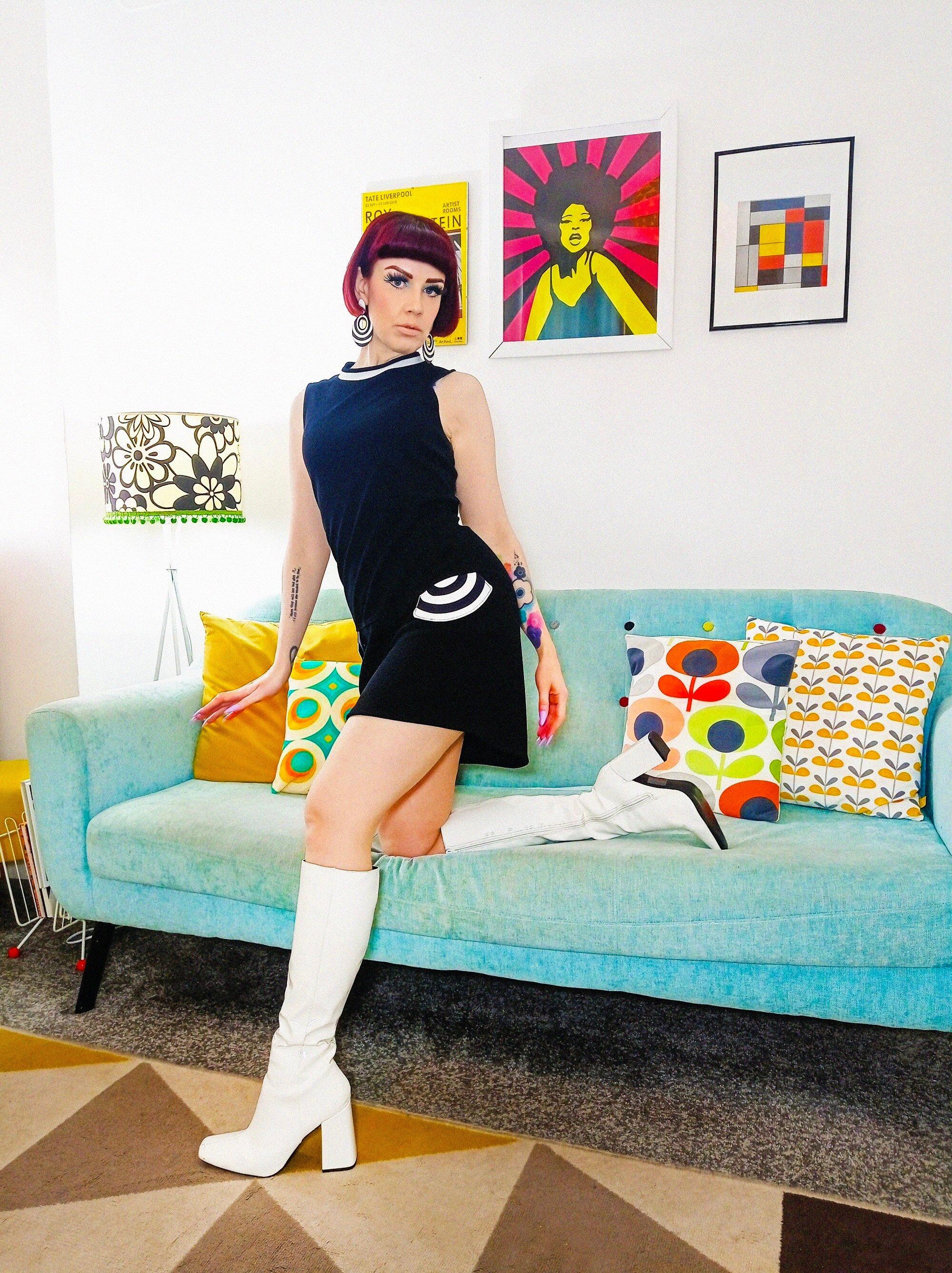 Joan - Black Shift Dress