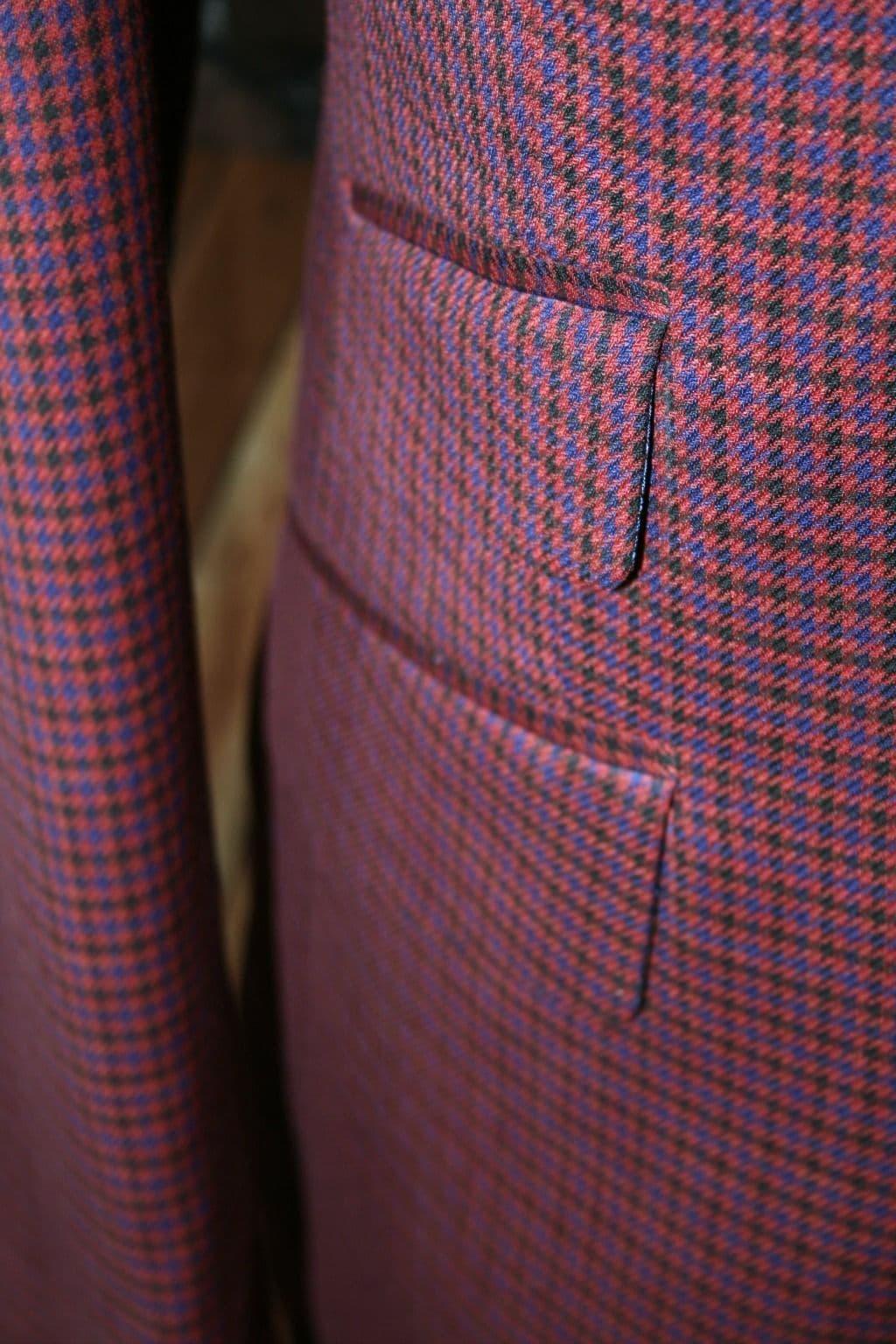 "Johnson" Maroon Blue Puppy Tooth Suit