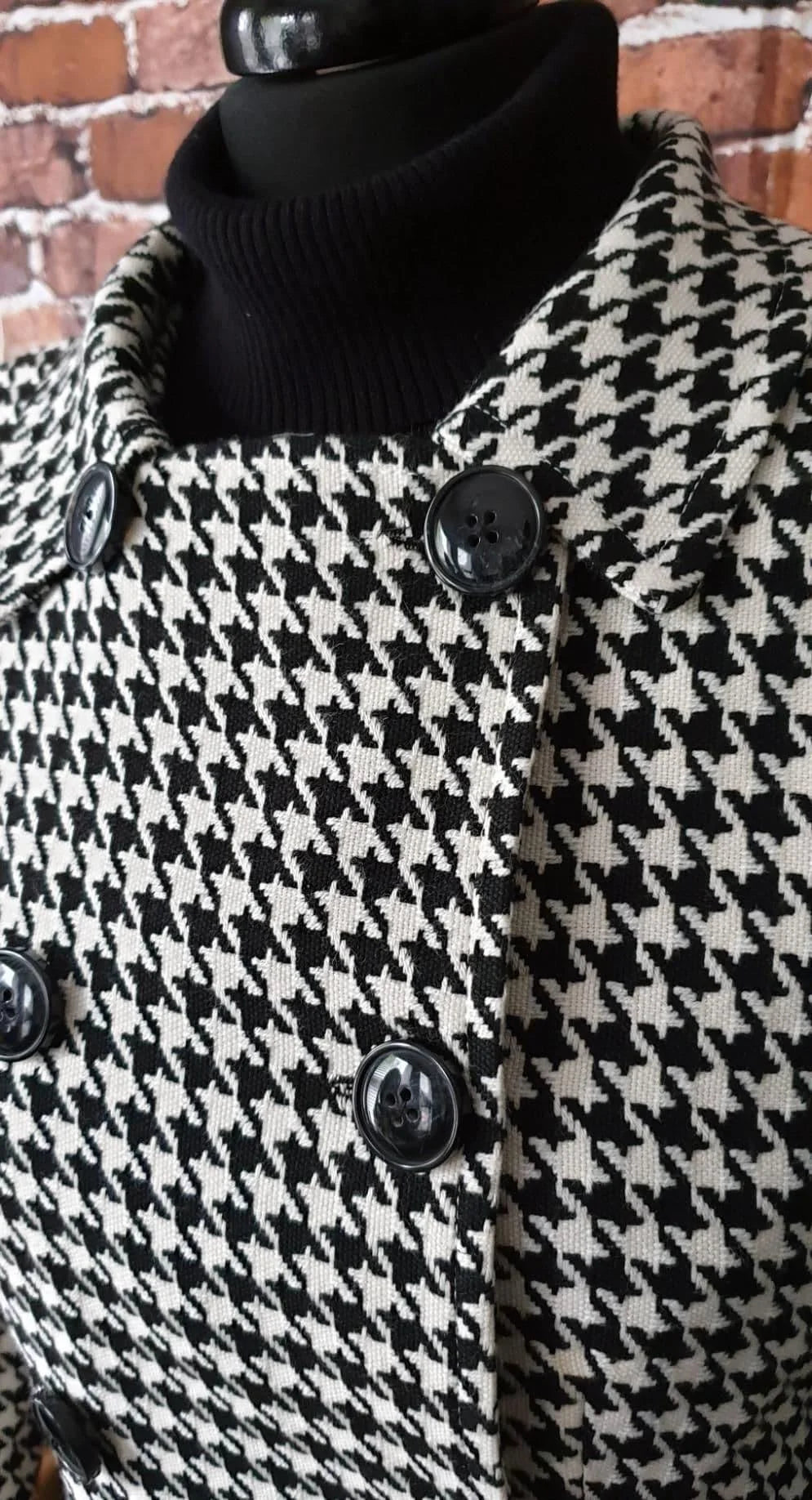 "Katrina" Black & Ivory Dogtooth Double Breasted Suit
