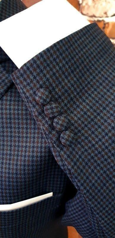 "Kingston" Grey & Dark Rust Puppy Tooth Checked 4 Button Suit