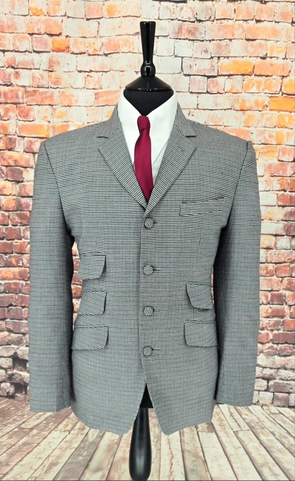 Juan - Multiple Dogtooth Check 3 Button Suit
